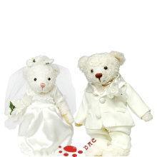 Jouet de mariage en peluche